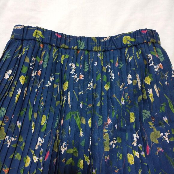 Hibidan Botanical Print Pleated Long Skirt - Picture 2 of 6